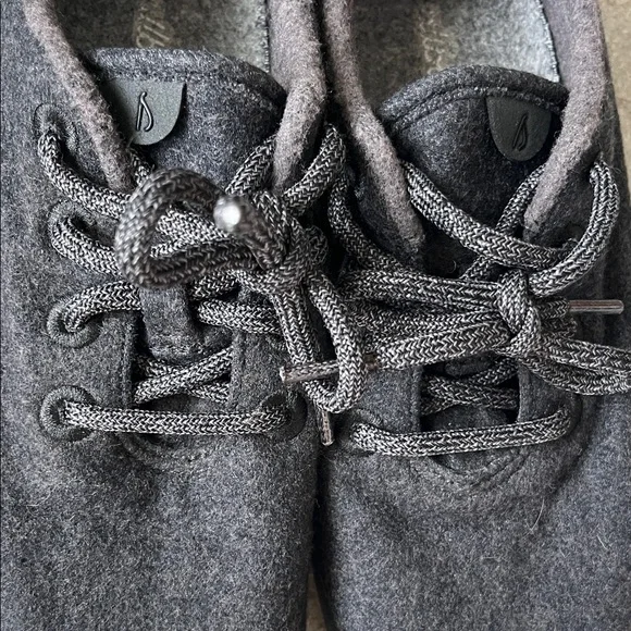 Allbirds Wool Runners - Navy and Charcoal - Picture 5 of 10